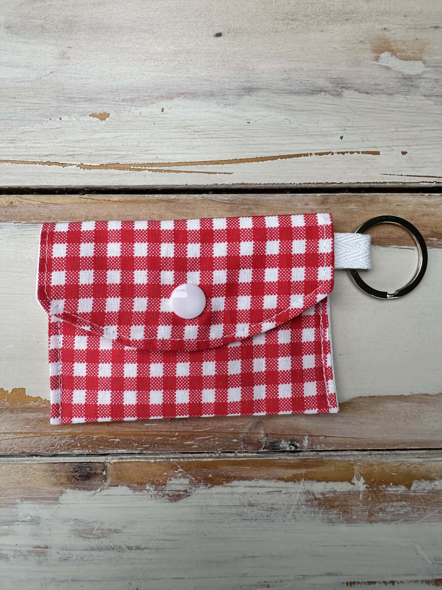 Gochugaru Gingham Earbud Pouch