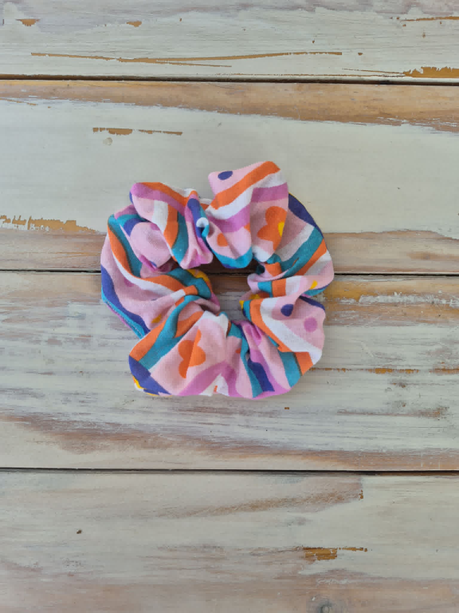Dopamine Daisy Scrunchie