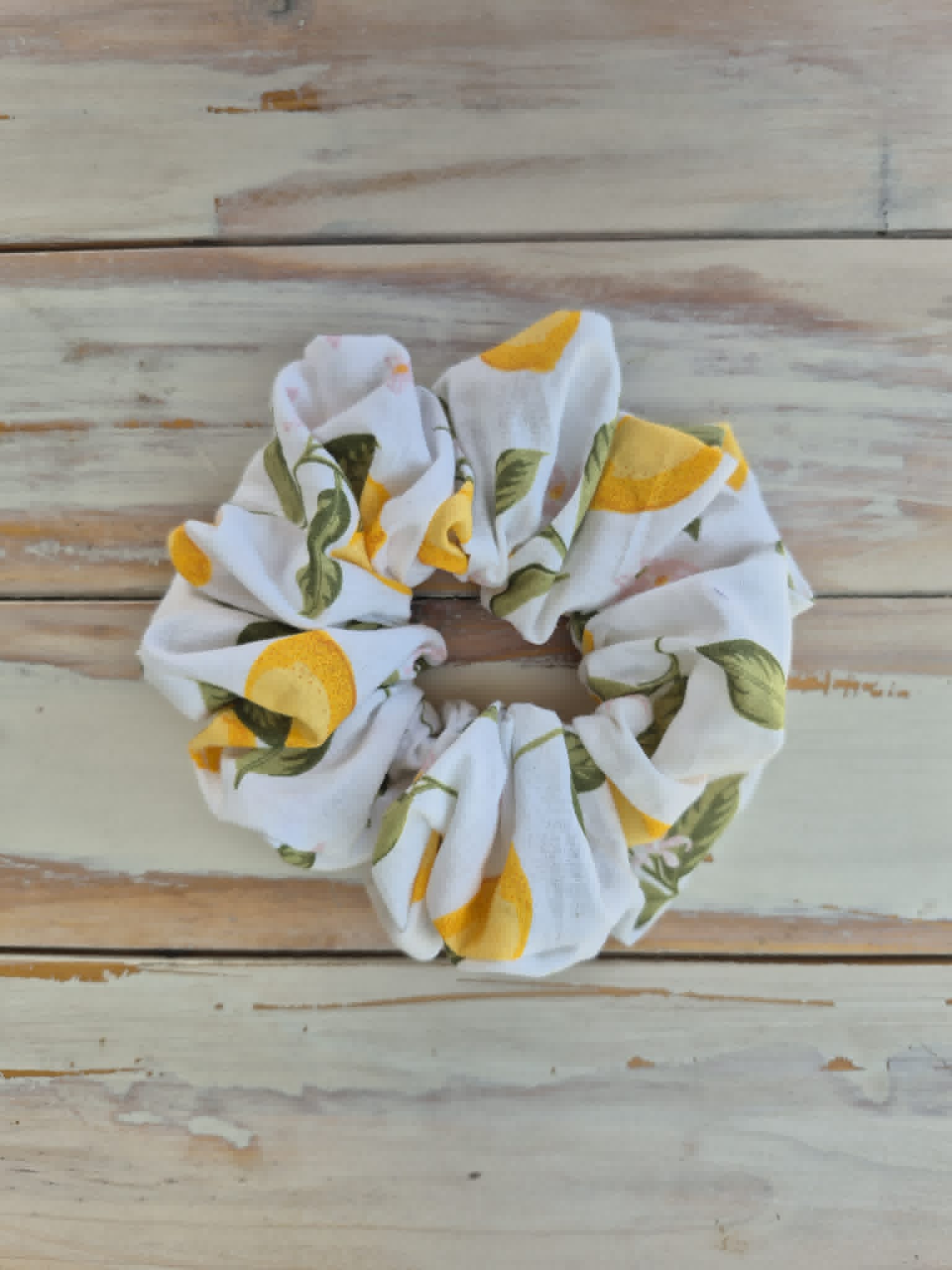 Slice of lemon Jumbo Scrunchie