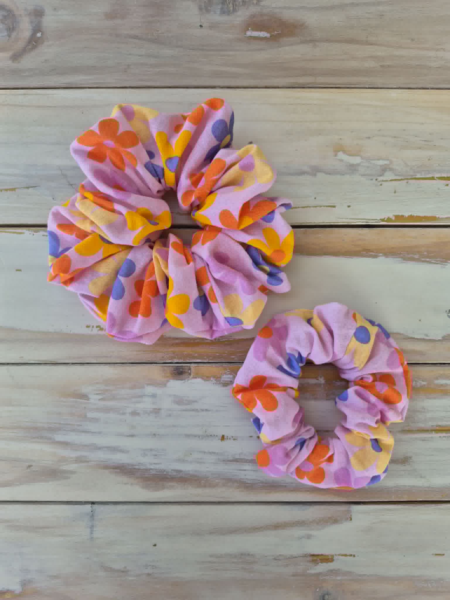 Petal Pop Jumbo Scrunchie