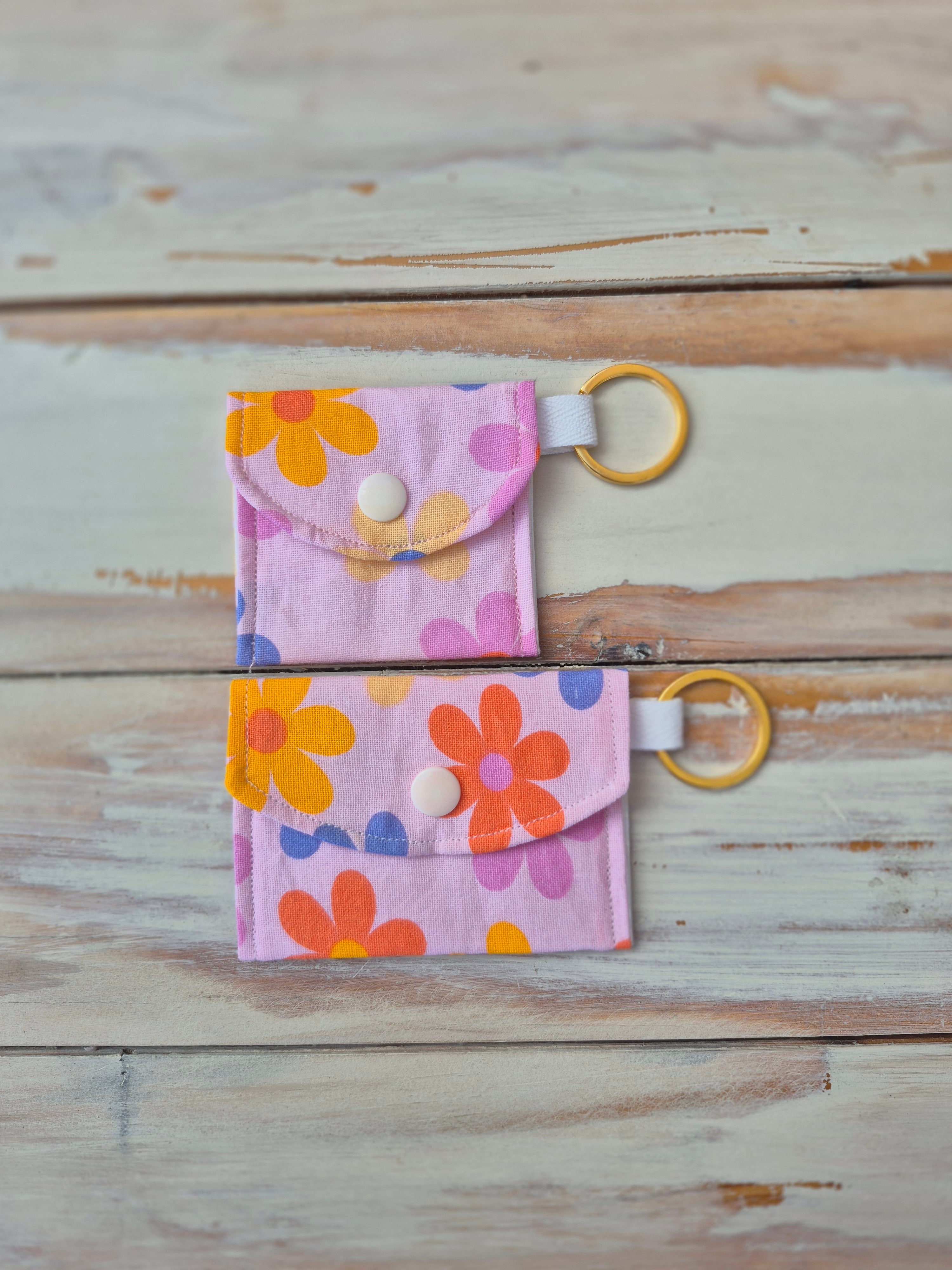 Petal Pop Floral Earbud Pouch